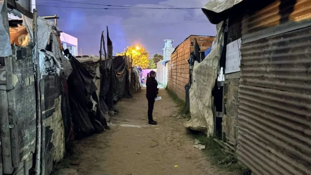 2331358-noche-brutal-en-rosario-asesinan-a-una-mujer-y-balean-a-otras-dos-personas